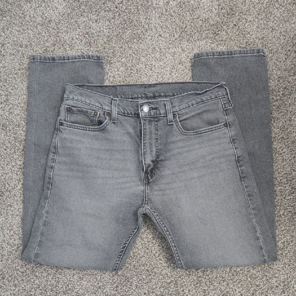 Levi's Men's Classic Gray Straight Jeans
